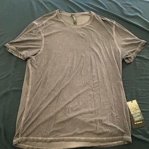 Lululemon 5 Year Basic T. NWT Size XL